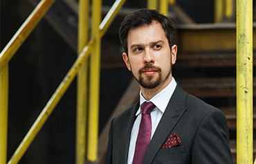 Marek Šedivy conducts operas and orchestras